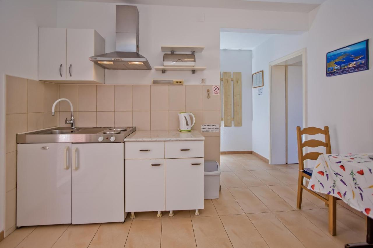 Apartments Hruban Hvar Town Bagian luar foto