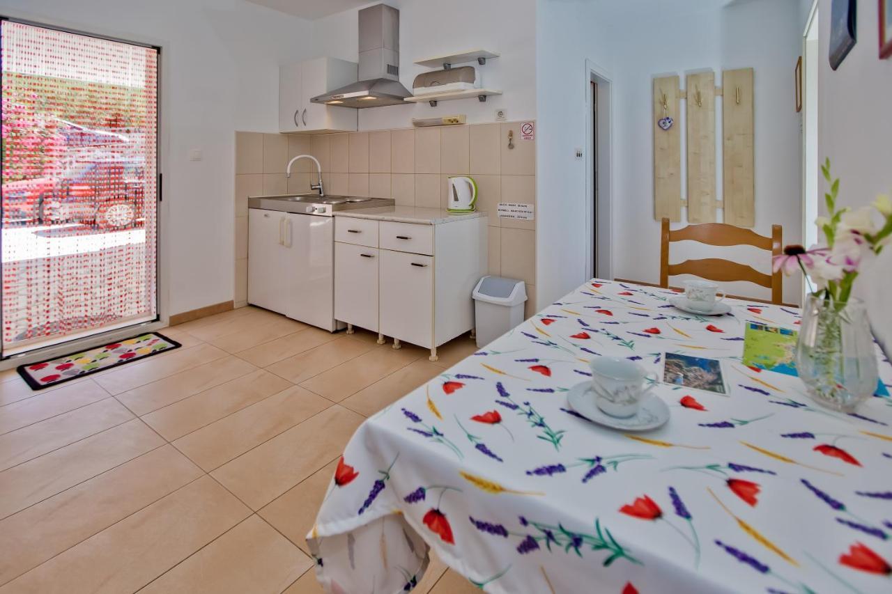 Apartments Hruban Hvar Town Bagian luar foto