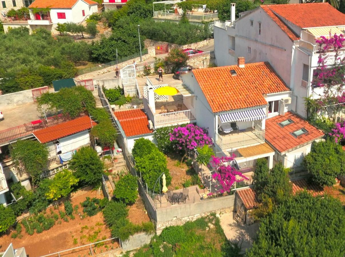 Apartments Hruban Hvar Town Bagian luar foto