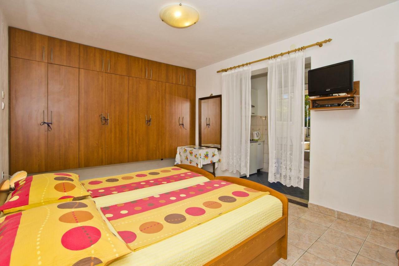 Apartments Hruban Hvar Town Bagian luar foto