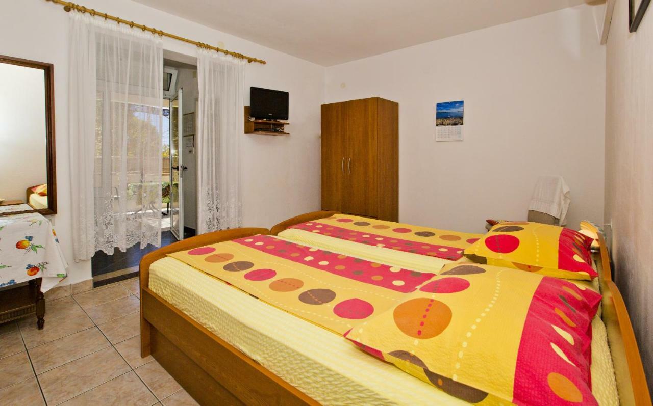 Apartments Hruban Hvar Town Bagian luar foto